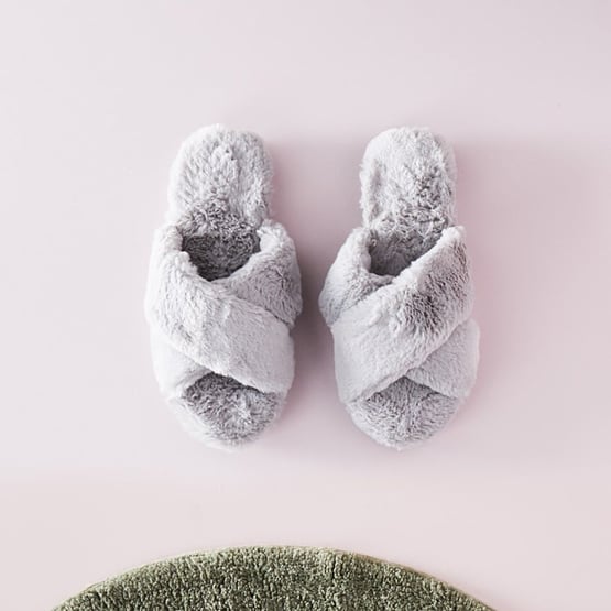 Crossover Cloud Fur Slippers