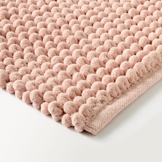 Chunky Bobble Pearl Pink Bath Mat