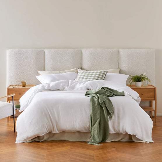 Dune Snow Boucle Bedhead