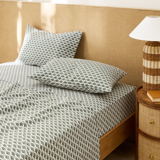 Resort Palm Green Sheet Set