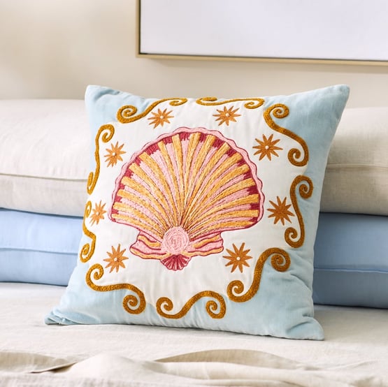 Sirena Clamshell Cushion